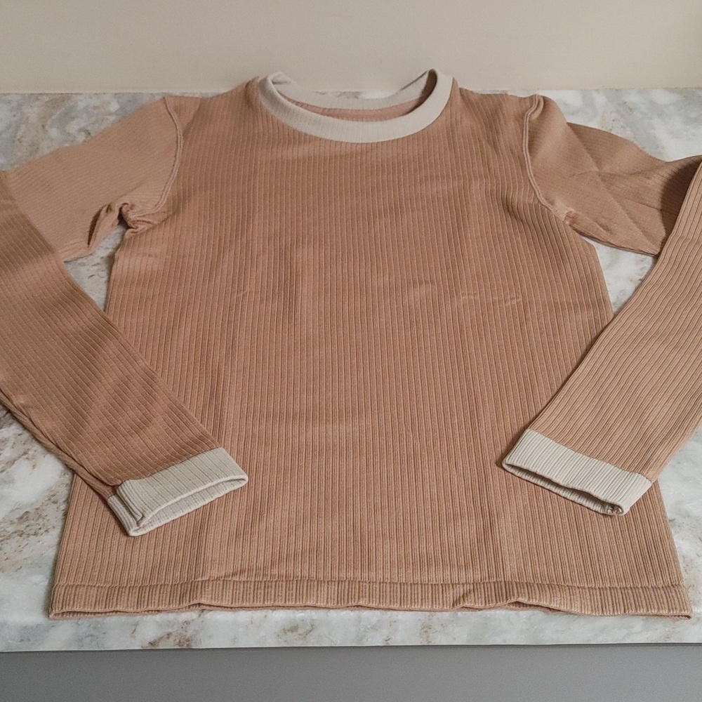 H&M Sport Beige Ribbed Seamless Top Xs